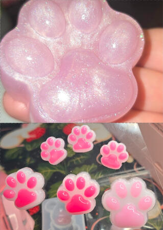 Paws! Multiple sizes!